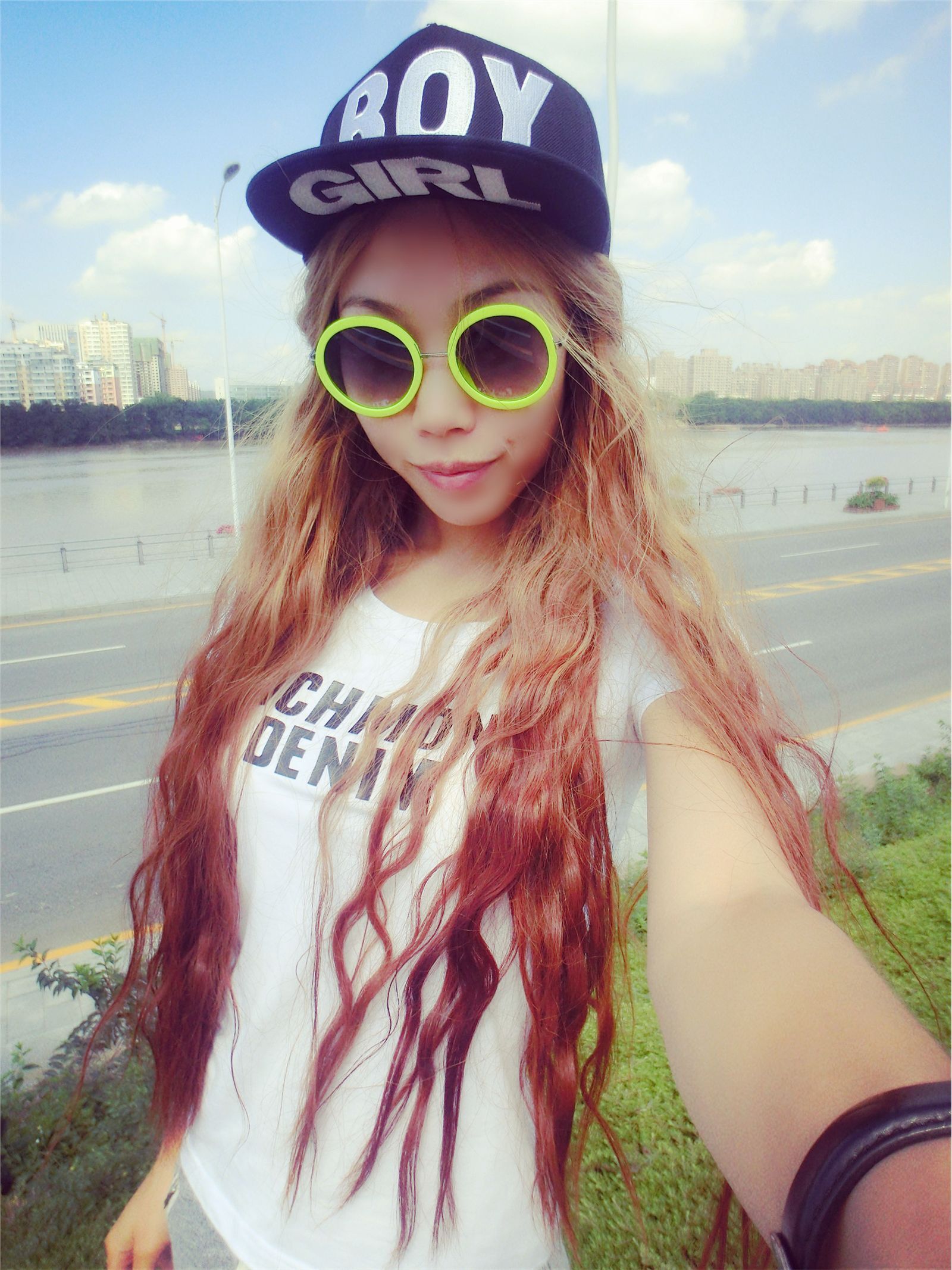 花哨尤物saisai的微博列表微女郎 2